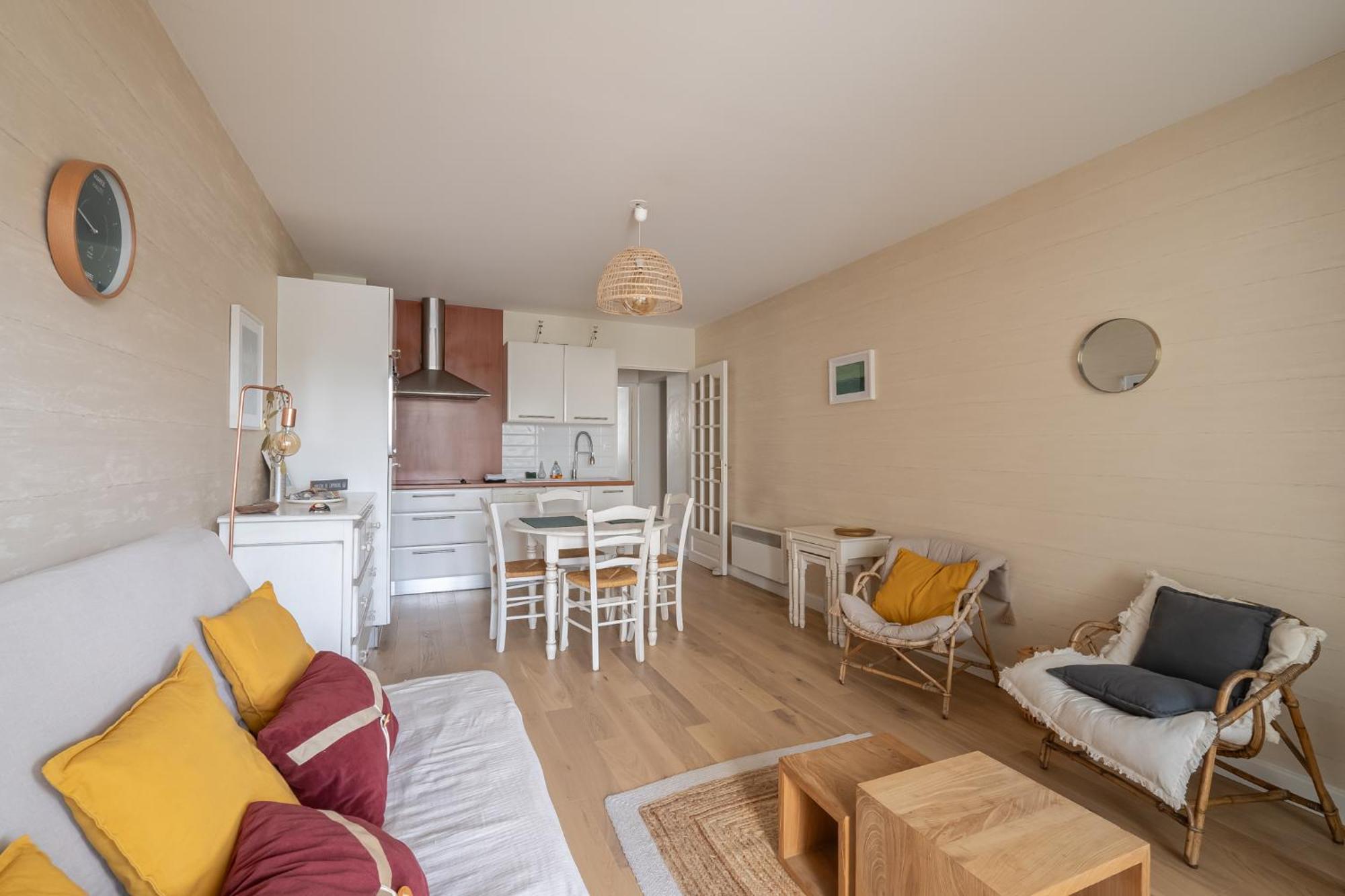 Agreable Appartement Et Terrasse A 2 Pas De La Mer Wimereux Kültér fotó